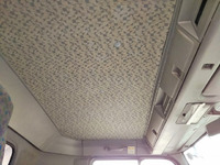 日野レンジャー冷蔵冷凍ウイング中型（4t）[写真35]