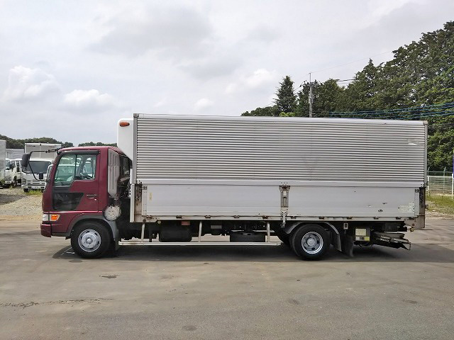 日野レンジャー冷蔵冷凍ウイング中型（4t）[写真05]