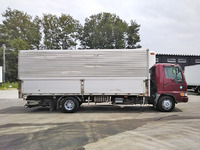 日野レンジャー冷蔵冷凍ウイング中型（4t）[写真07]