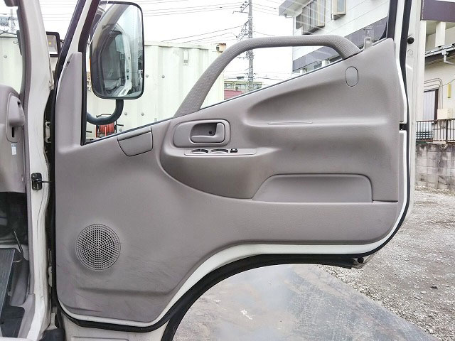 トヨタダイナアルミバン小型（2t・3t）[写真31]