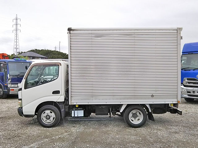 トヨタダイナアルミバン小型（2t・3t）[写真05]