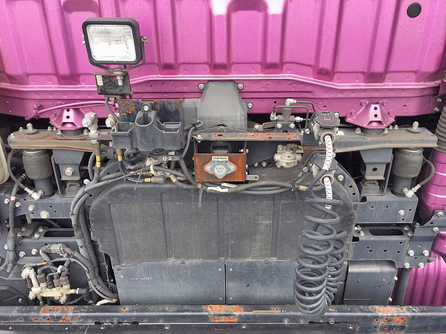 三菱ふそうスーパーグレートトレーラーヘッド（トラクターヘッド）大型（10t）[写真10]