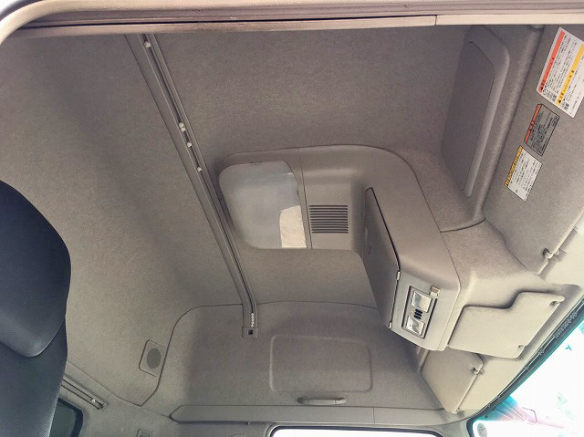 三菱ふそうスーパーグレートトレーラーヘッド（トラクターヘッド）大型（10t）[写真34]