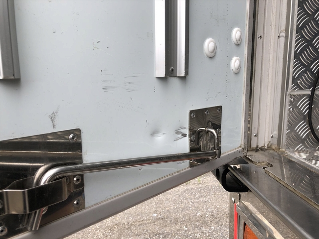 日野レンジャー冷凍車（冷蔵車）中型（4t）[写真12]