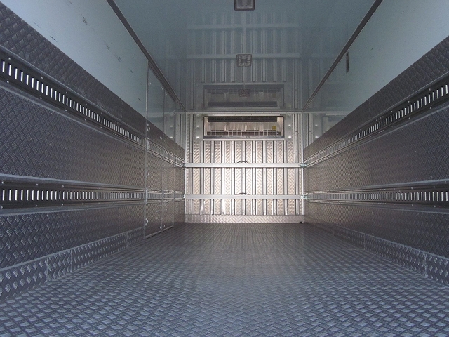 日野レンジャー冷凍車（冷蔵車）中型（4t）[写真15]