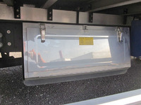 日野レンジャー冷凍車（冷蔵車）中型（4t）[写真17]