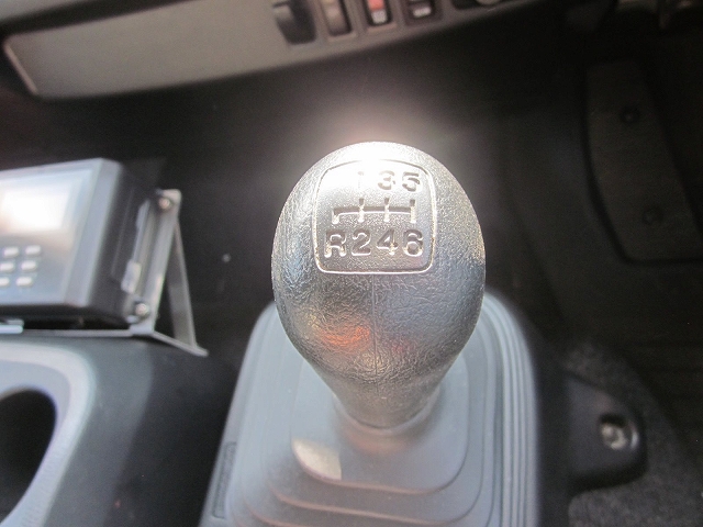 日野レンジャー冷凍車（冷蔵車）中型（4t）[写真30]