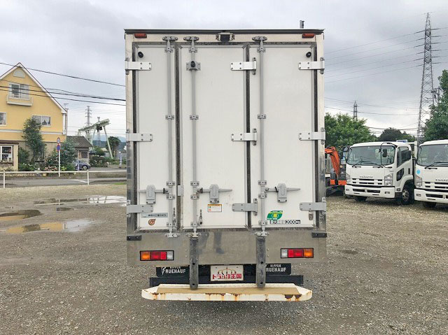 三菱ふそうキャンター冷凍車（冷蔵車）小型（2t・3t）[写真10]