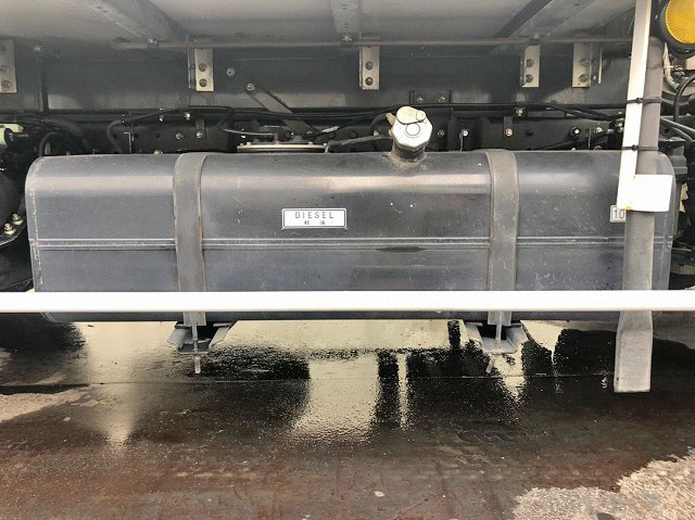 三菱ふそうキャンター冷凍車（冷蔵車）小型（2t・3t）[写真22]