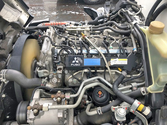 三菱ふそうキャンター冷凍車（冷蔵車）小型（2t・3t）[写真26]