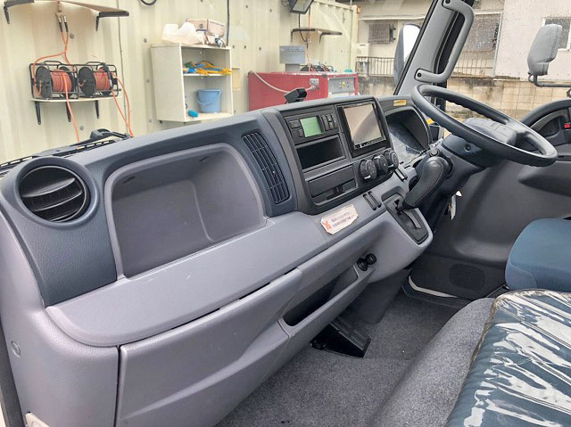 三菱ふそうキャンター冷凍車（冷蔵車）小型（2t・3t）[写真34]