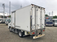 三菱ふそうキャンター冷凍車（冷蔵車）小型（2t・3t）[写真04]