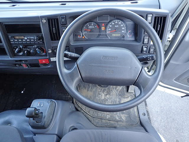 いすゞエルフアルミウイング小型（2t・3t）[写真18]