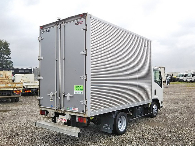 いすゞエルフアルミバン小型（2t・3t）[写真02]