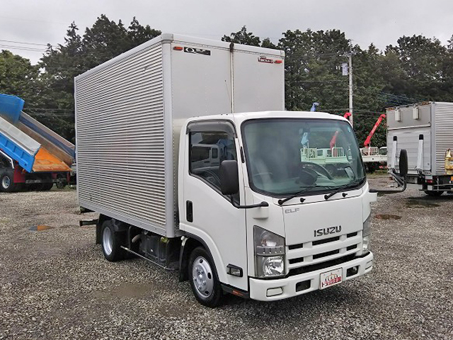 いすゞエルフアルミバン小型（2t・3t）[写真03]