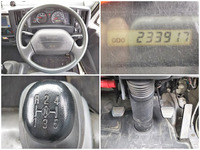 いすゞエルフアルミバン小型（2t・3t）[写真33]