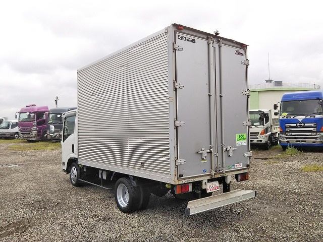 いすゞエルフアルミバン小型（2t・3t）[写真04]