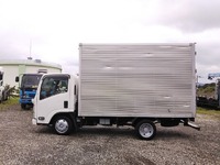 いすゞエルフアルミバン小型（2t・3t）[写真05]