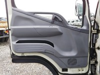 三菱ふそうキャンター冷凍車（冷蔵車）小型（2t・3t）[写真26]