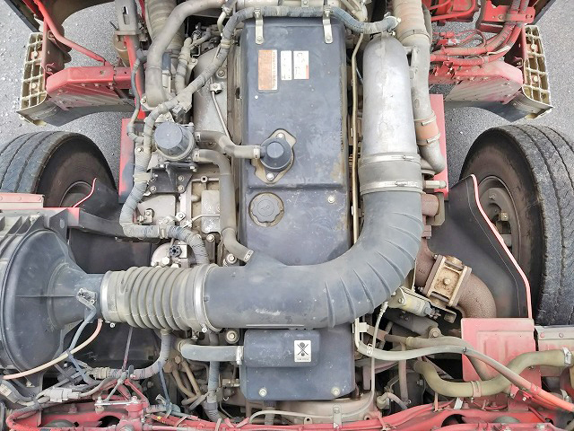 UDトラックスクオンダンプ大型（10t）[写真21]