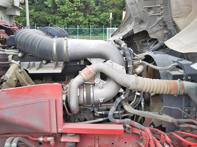 UDトラックスクオンダンプ大型（10t）[写真22]