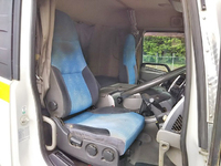 UDトラックスクオンダンプ大型（10t）[写真27]