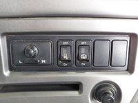 UDトラックスクオンダンプ大型（10t）[写真37]