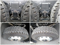 UDトラックスクオンダンプ大型（10t）[写真22]