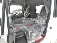 UDトラックスクオンダンプ大型（10t）[写真32]