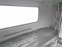 UDトラックスクオンダンプ大型（10t）[写真34]