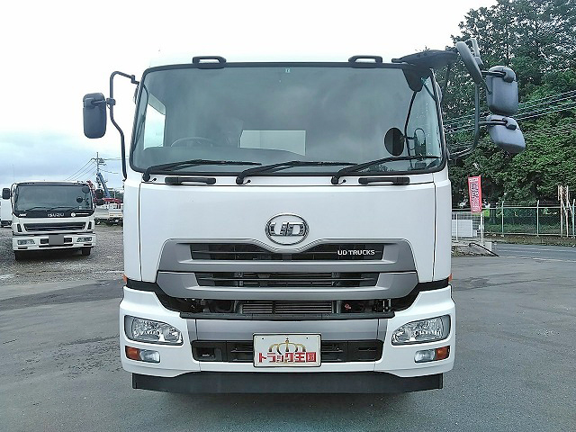 UDトラックスクオンダンプ大型（10t）[写真09]