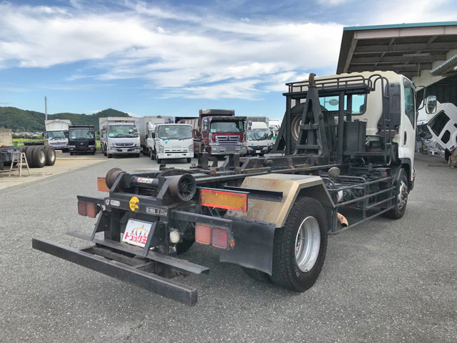 いすゞフォワードフックロール増トン（6t・8t）[写真02]