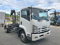 いすゞフォワードフックロール増トン（6t・8t）[写真03]