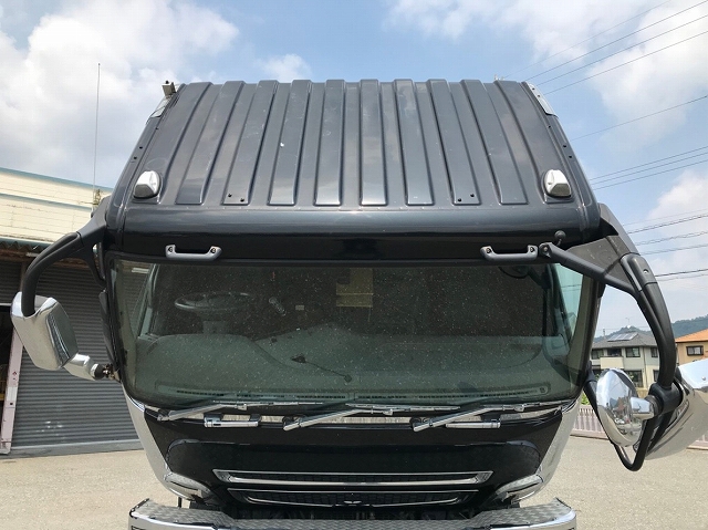 三菱ふそうスーパーグレートダンプ大型（10t）[写真10]