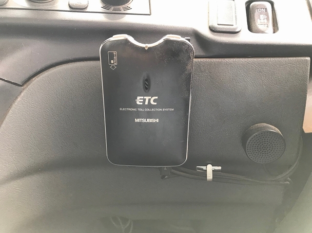 三菱ふそうスーパーグレートダンプ大型（10t）[写真35]