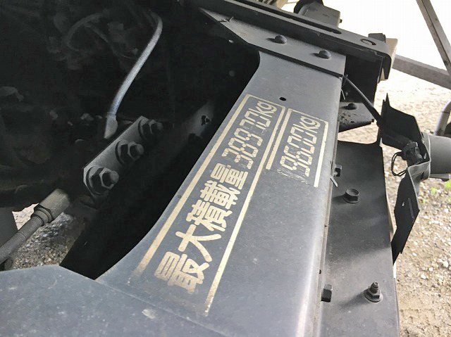 いすゞギガトレーラーヘッド（トラクターヘッド）大型（10t）[写真07]