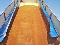 UDトラックスクオンダンプ大型（10t）[写真11]