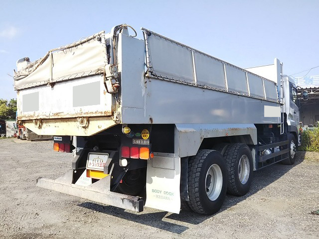UDトラックスクオンダンプ大型（10t）[写真02]