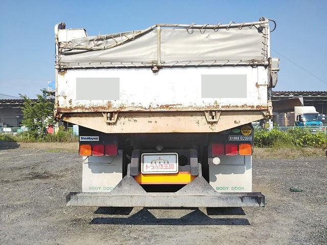 UDトラックスクオンダンプ大型（10t）[写真09]