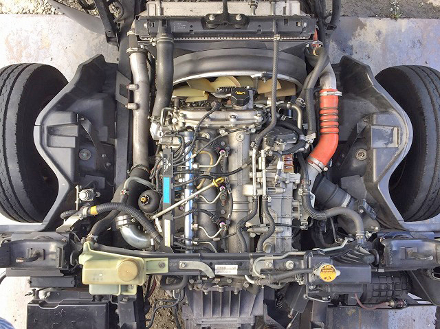 三菱ふそうキャンターアルミウイング小型（2t・3t）[写真25]