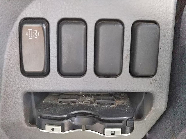 三菱ふそうキャンターアルミウイング小型（2t・3t）[写真38]