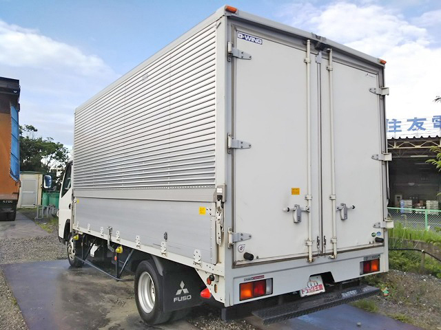 三菱ふそうキャンターアルミウイング小型（2t・3t）[写真04]