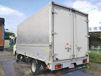 三菱ふそうキャンターアルミウイング小型（2t・3t）[写真04]