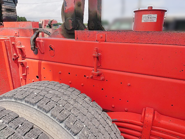 いすゞギガダンプ大型（10t）[写真16]