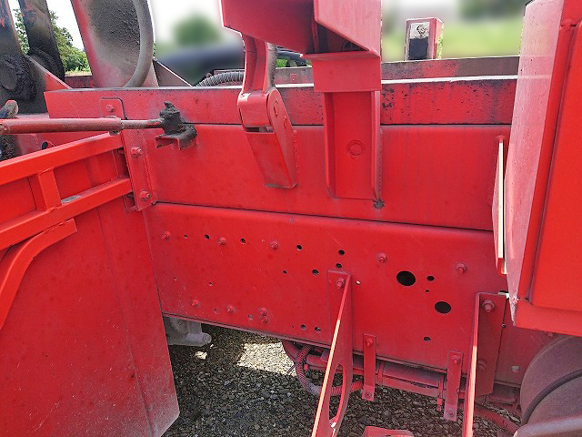 いすゞギガダンプ大型（10t）[写真21]