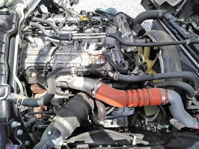 三菱ふそうキャンターアルミバン小型（2t・3t）[写真23]