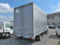 三菱ふそうキャンターアルミバン小型（2t・3t）[写真02]