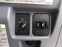 三菱ふそうキャンターアルミバン小型（2t・3t）[写真37]