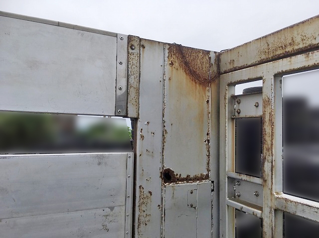 日野レンジャーアルミブロック中型（4t）[写真15]