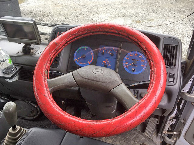 日野レンジャーアルミブロック中型（4t）[写真32]